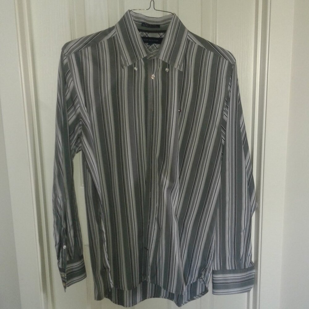 Tommy Hilfiger men's long sleeve shirt